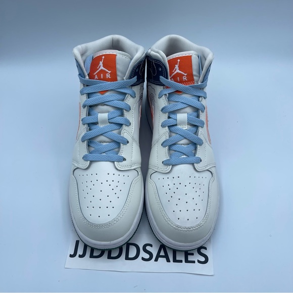 Nike Air Jordan 1 Mid 'Spring Stitch' Sneakers Youth DX2462-100 Sz 7Y / WMNS 8.5 - Picture 3 of 9